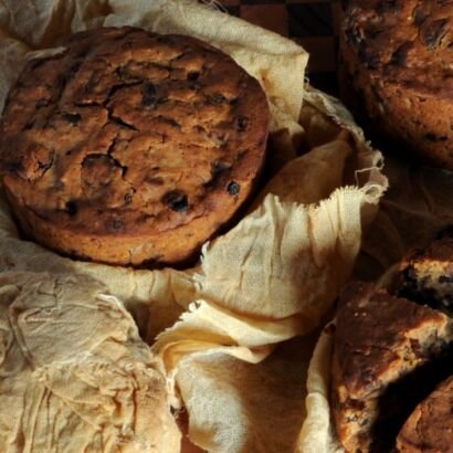 Gift-Size Fruit Cakes